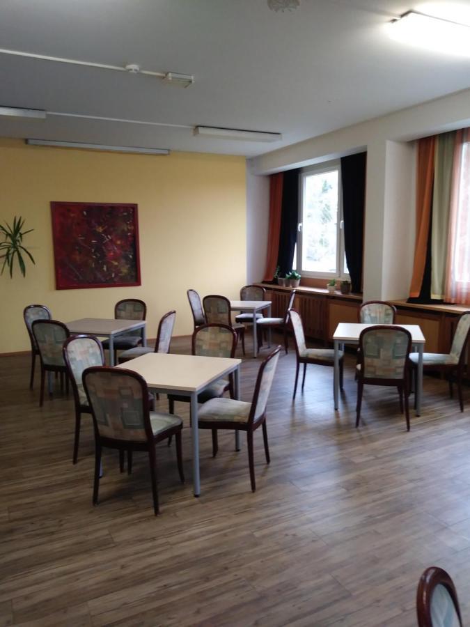 Internationales Gaestehaus Ена Экстерьер фото